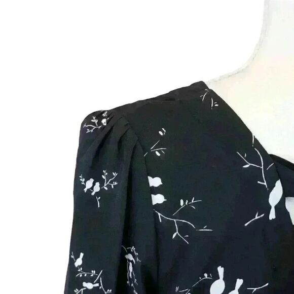 Ann Taylor LOFT Black Lovebirds Blouse V Neck Long Sleeve Sheer Tie Back Size XS - Picture 5 of 9